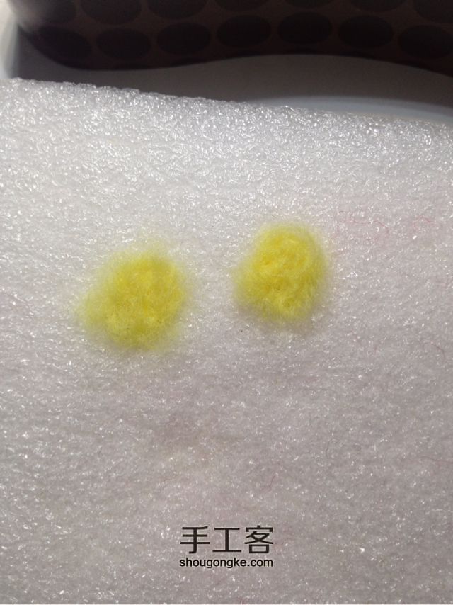 【羊毛毡车挂饰】寂寞的鸭子 第7步