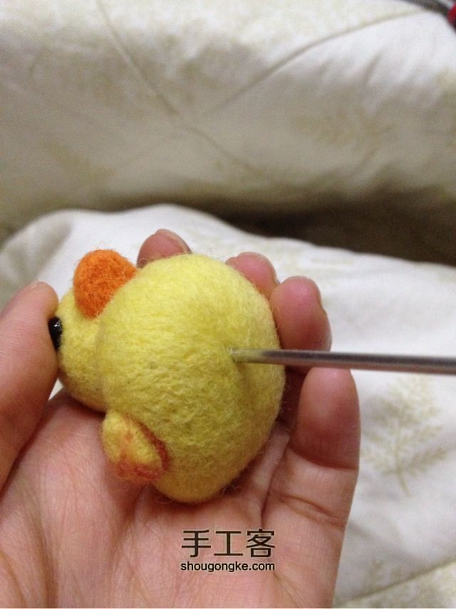 【羊毛毡车挂饰】寂寞的鸭子 第12步