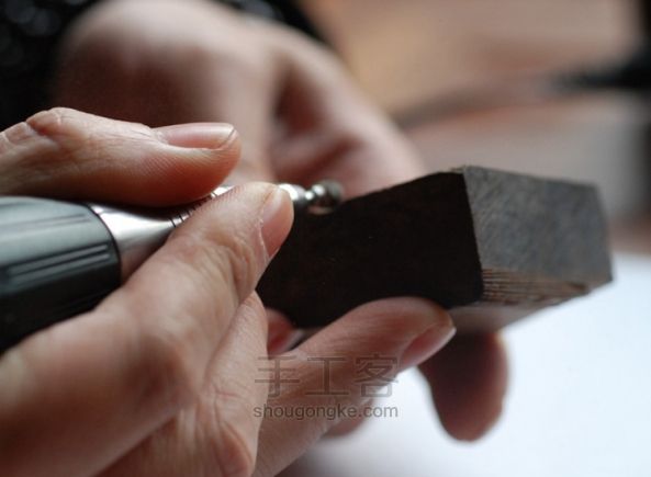 牙机雕刻磨头使用指南一 易乐木艺工具介绍 第4步