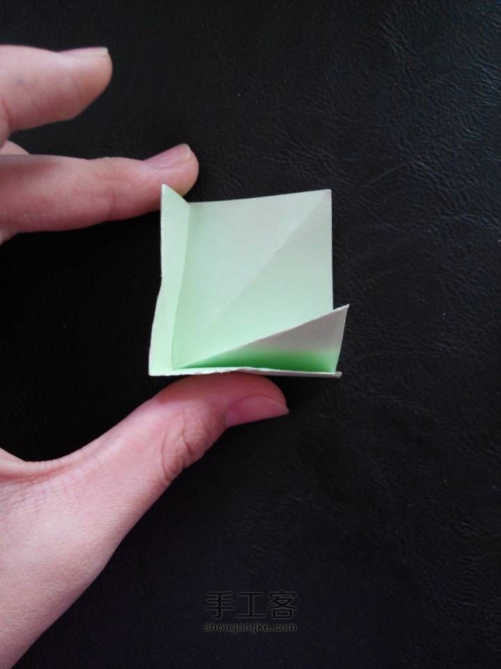 美哒哒小盒子折纸教程~~(○ω○) 第13步
