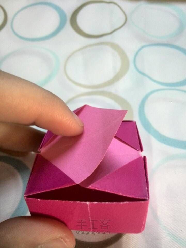 简易叠个盒子 纸艺教程 第18步