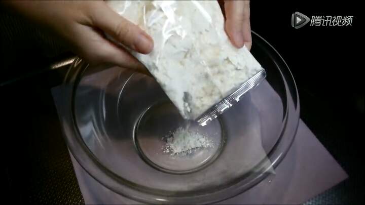 【美食3】自制棒棒糖蛋糕（转） 第3步