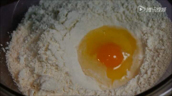 【美食3】自制棒棒糖蛋糕（转） 第4步