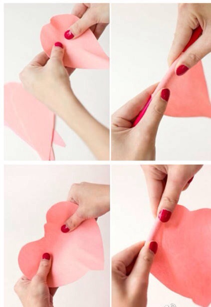 手工制作巨型纸玫瑰教程 第3步