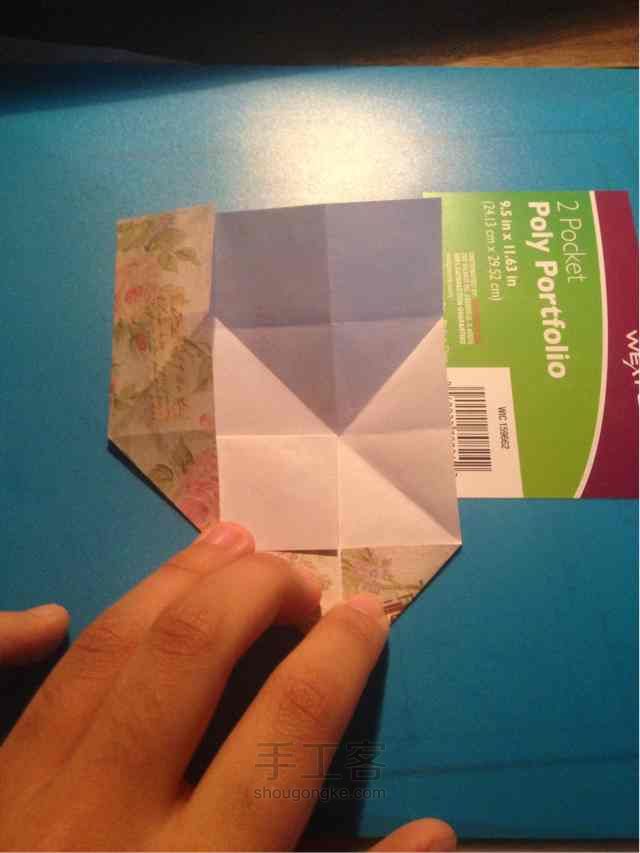 由正方形而变魔术玫瑰 折纸教程 第23步