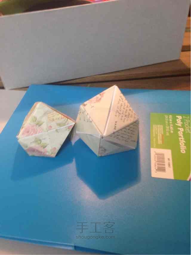 由正方形而变魔术玫瑰 折纸教程 第39步