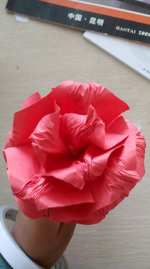 《原创》一张彩纸一朵玫瑰花教程。 第19步