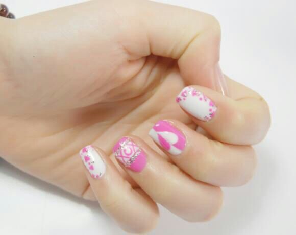 粉粉嫩嫩的爱心 美甲教程 第7步