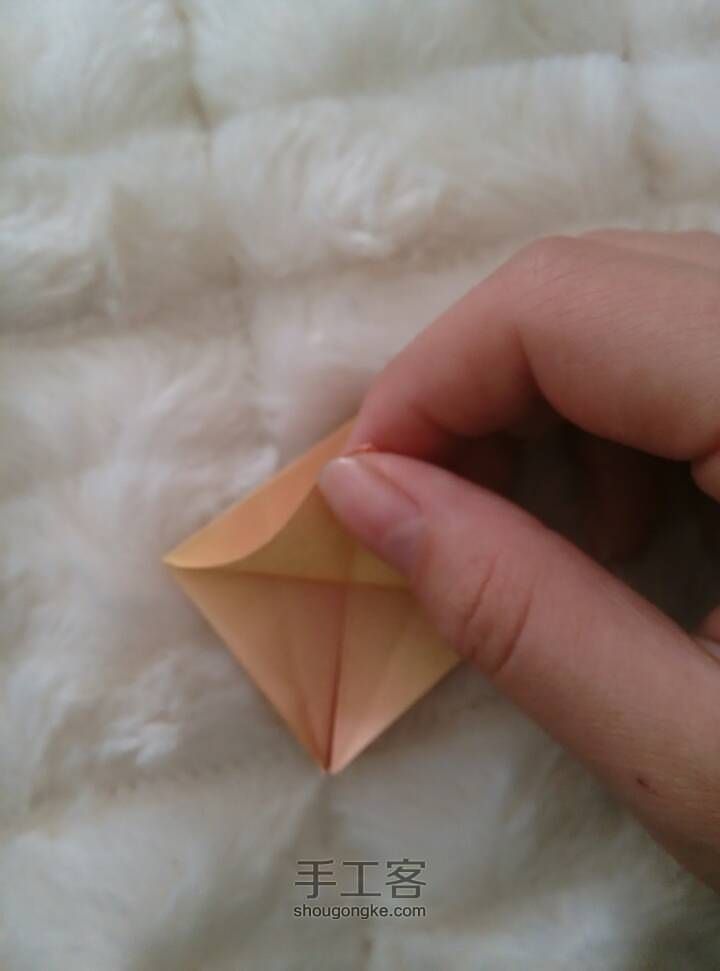 简单的百合花 折纸教程 第8步