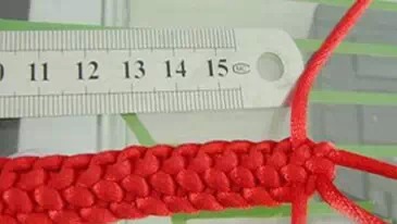 给自己编织一条红绳手链，戴着能转运！ 第6步