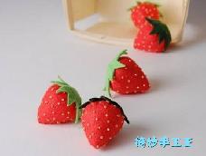 用不织布做可爱的小草莓~超级简单， 一看就会!