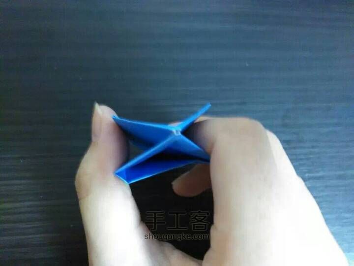 郁金香折法 第21步
