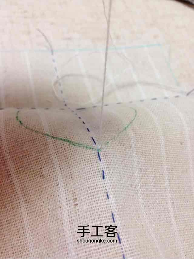 最詳細的抽線刺繡針法教程「針插」 第6步