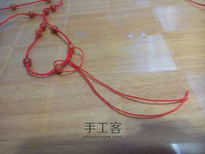 吉祥玛瑙红绳制作教程 第8步