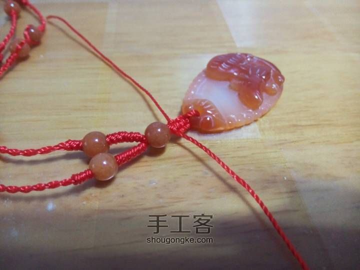 吉祥玛瑙红绳制作教程 第12步