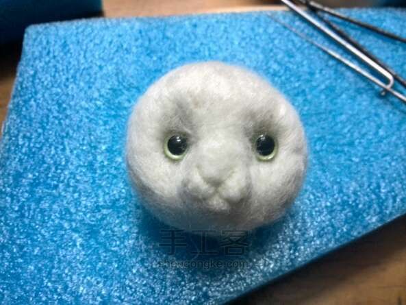 羊毛毡小猫制作教程 第3步