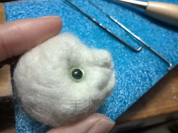 羊毛毡小猫制作教程 第8步