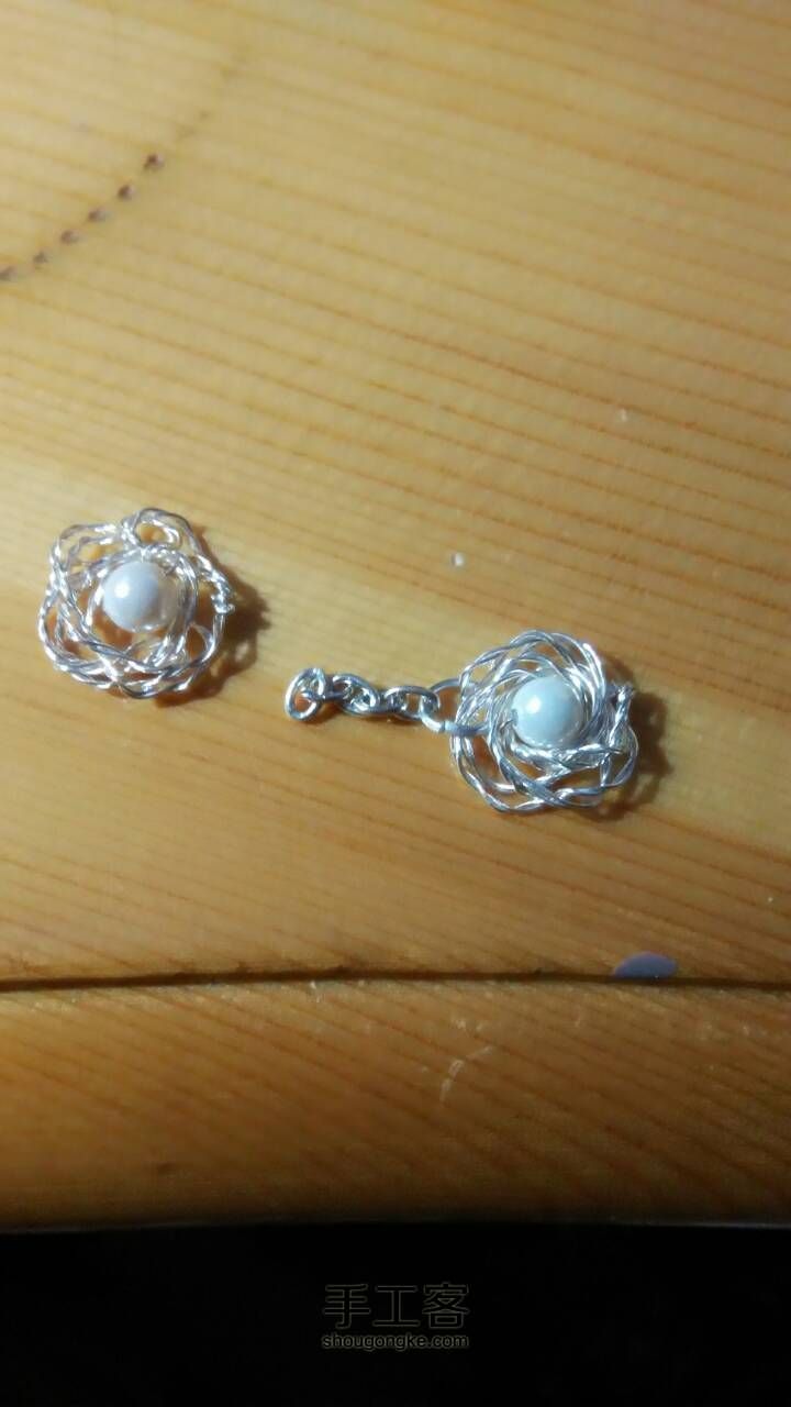 【花儿样情人节】柔美珍珠玫瑰手链～ 第9步