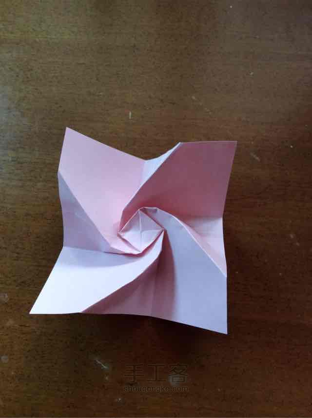 惊艳的简易玫瑰折纸教程 第11步