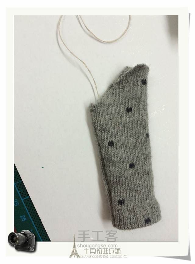 【娃衣教程】十月初教你用袜子给娃娃做一件毛衣 第9步