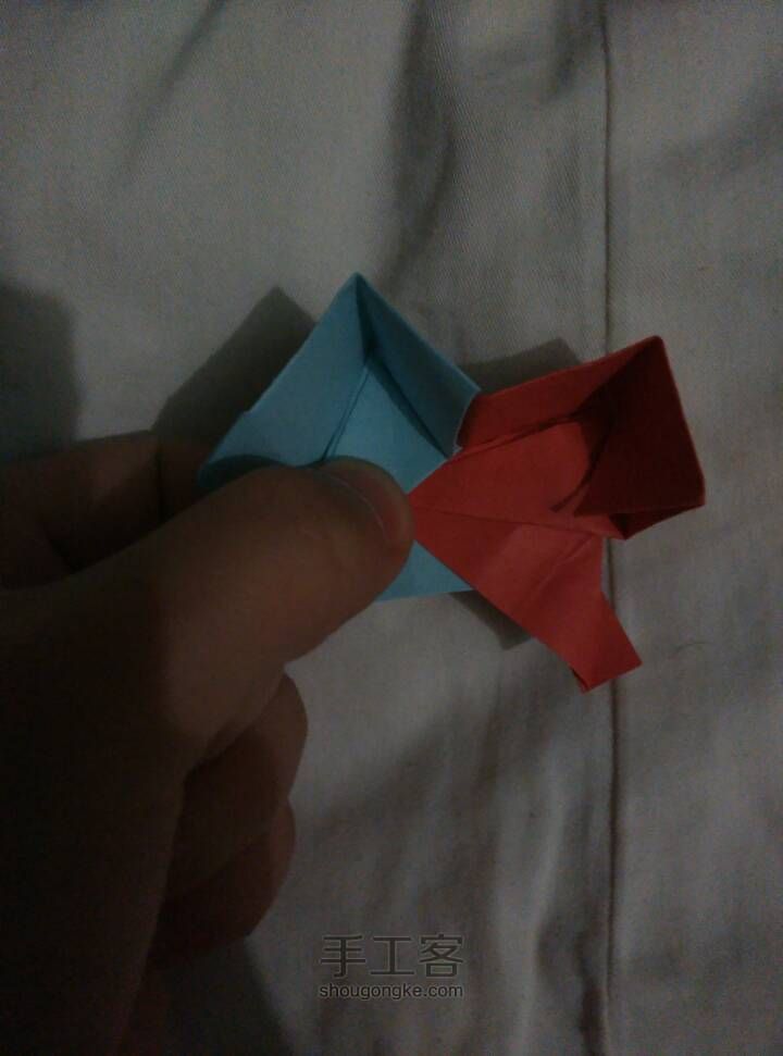 六角星纸盒折法，这样就简单多了，看了就会 第18步