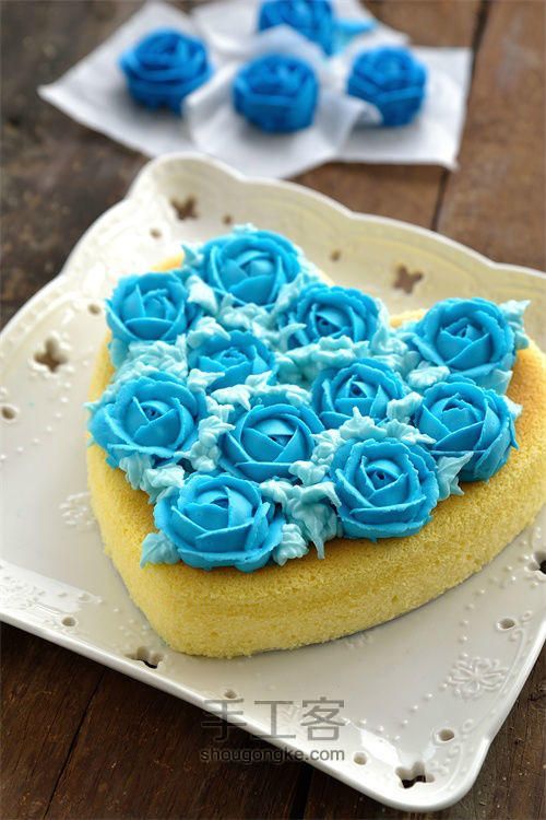 蓝色妖姬芝士蛋糕 第2步