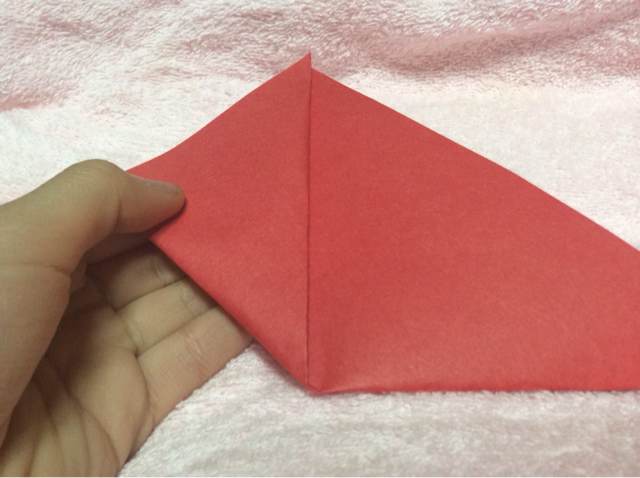 折纸教程—简单易学的钻石玫瑰花折法 第3步