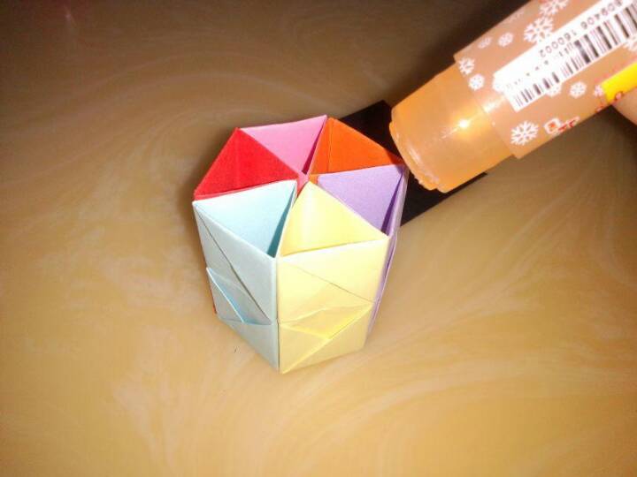 六角笔筒 折纸教程实拍   超简单！(cy) 第15步