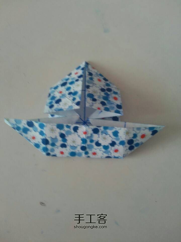 爱心纸船折纸教程 第6步
