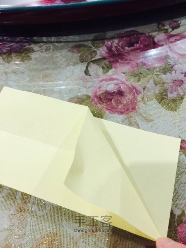 杨桃花的折纸过程（有点粗糙） 第3步