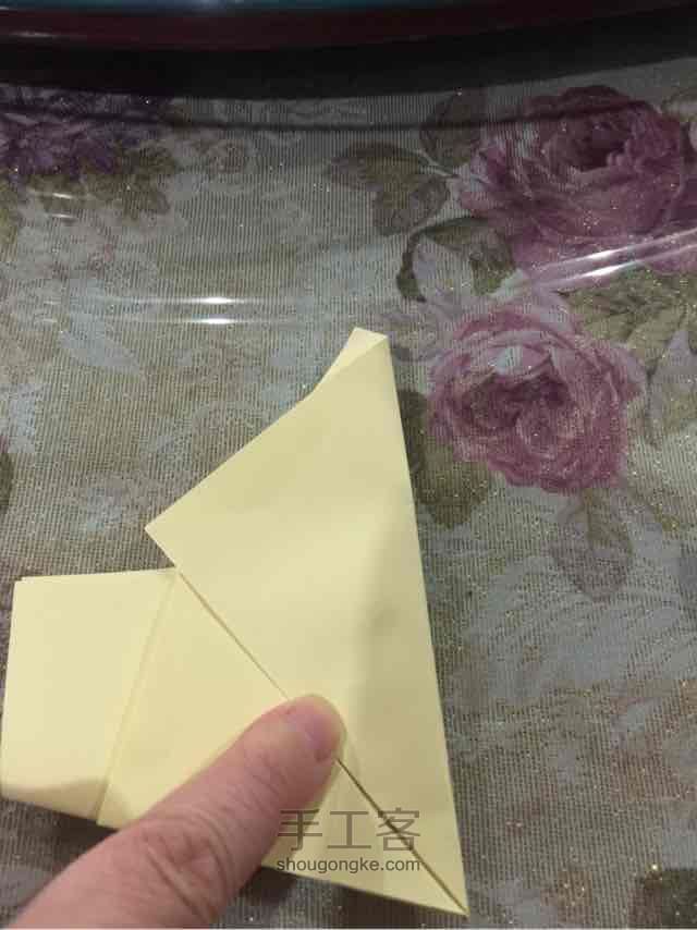 杨桃花的折纸过程（有点粗糙） 第10步