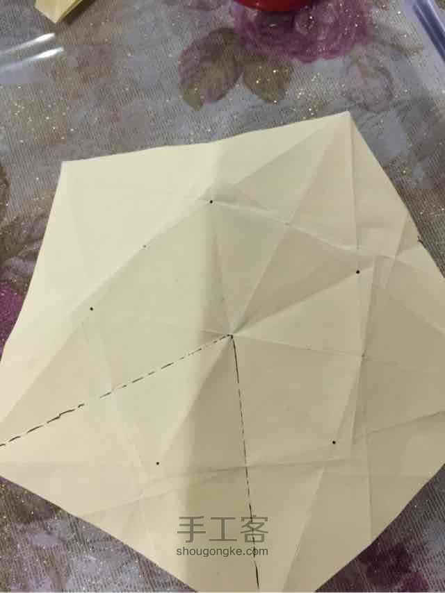 杨桃花的折纸过程（有点粗糙） 第22步
