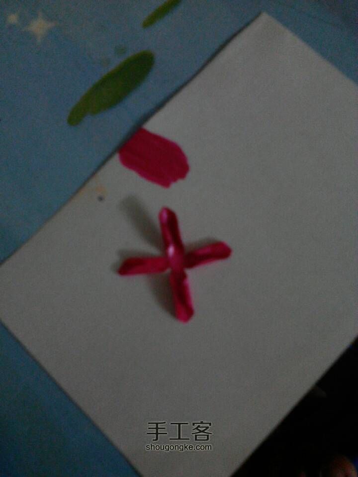 美美哒指甲油花戒指制作教程💍 第4步