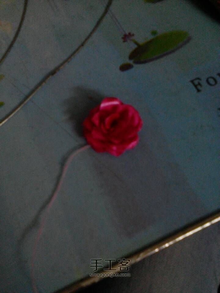 美美哒指甲油花戒指制作教程💍 第6步