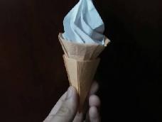 逼真的冰淇淋，想吃吗😏