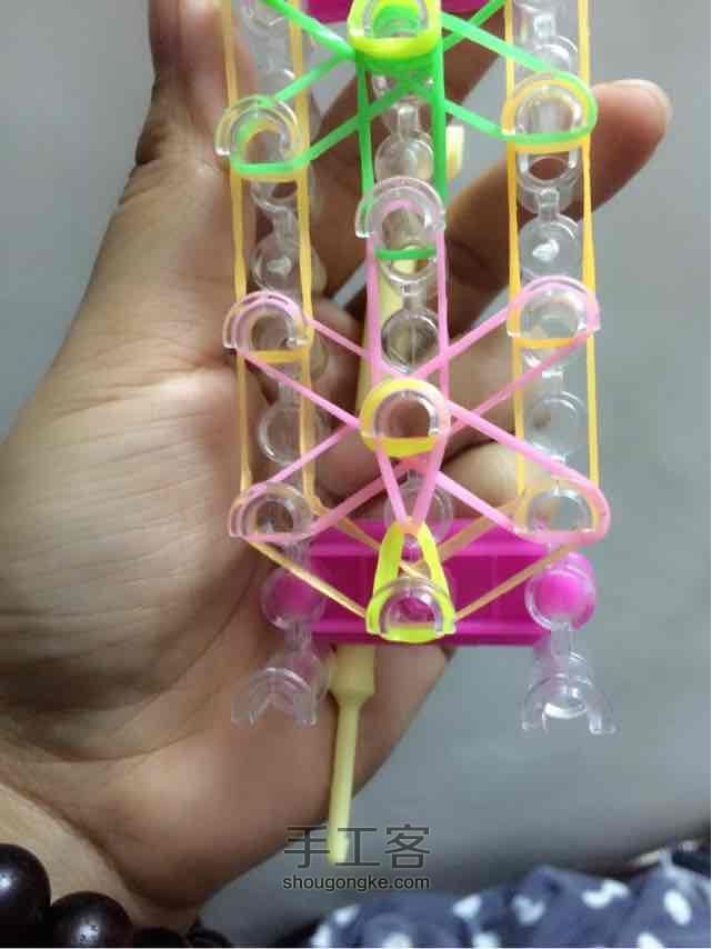 彩虹机之花朵手链编织制作教程。 第9步
