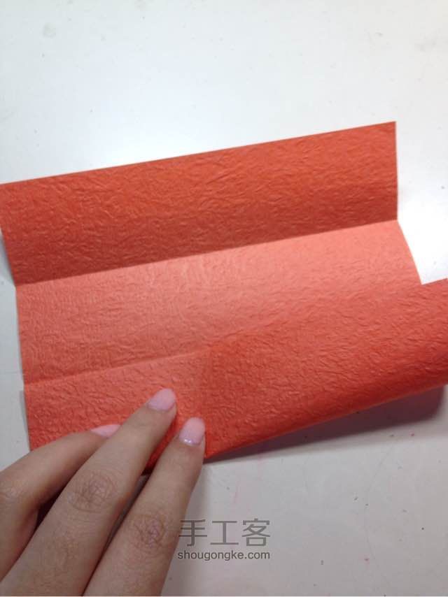 六边形彩色纸叠笔筒制作教程 第4步