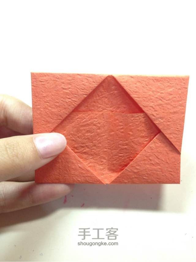 六边形彩色纸叠笔筒制作教程 第17步