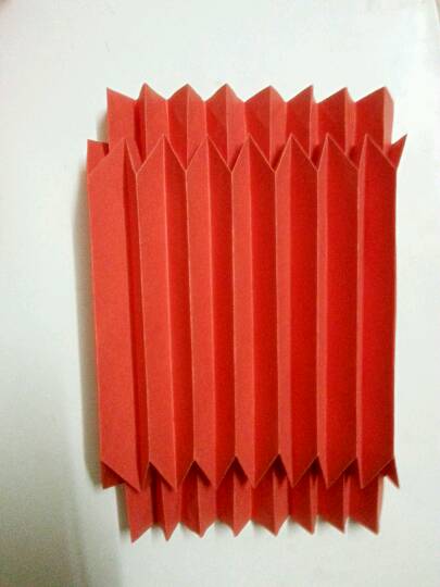 漂亮的纸灯笼手工折纸方法 第31步