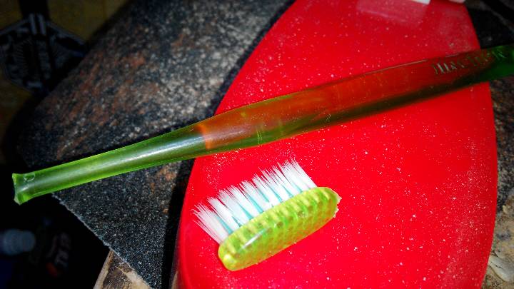 牙刷改钩针 实用旧物改造 第2步