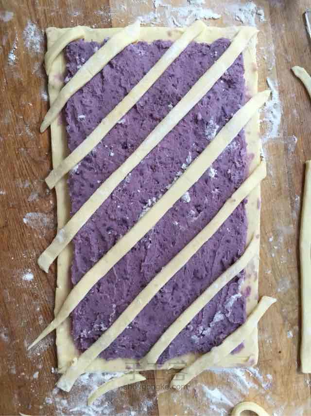 酥皮紫薯派 第2步