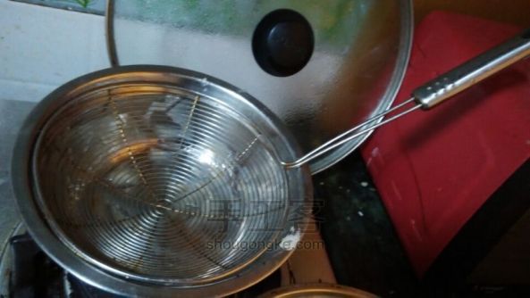 传统美食油炸丸子的制作方法——吃货们，学起来！ 第18步