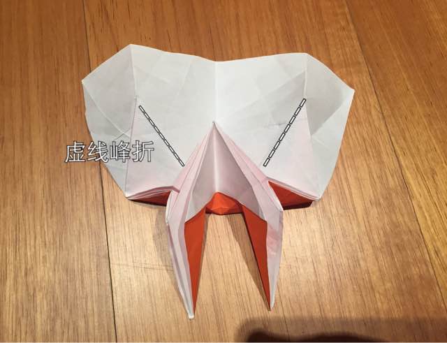 蝴蝶折纸教程 第30步