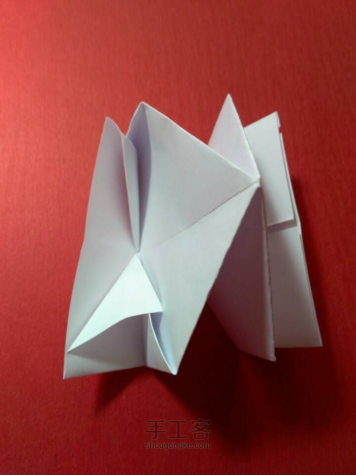 【原创教程】折一个实用的小纸盒 第10步