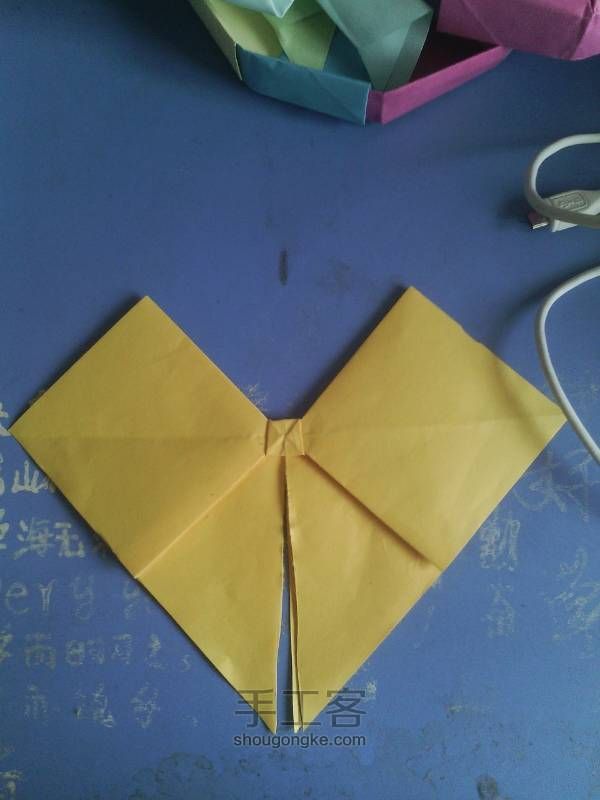 蝴蝶结 折纸教程 第12步