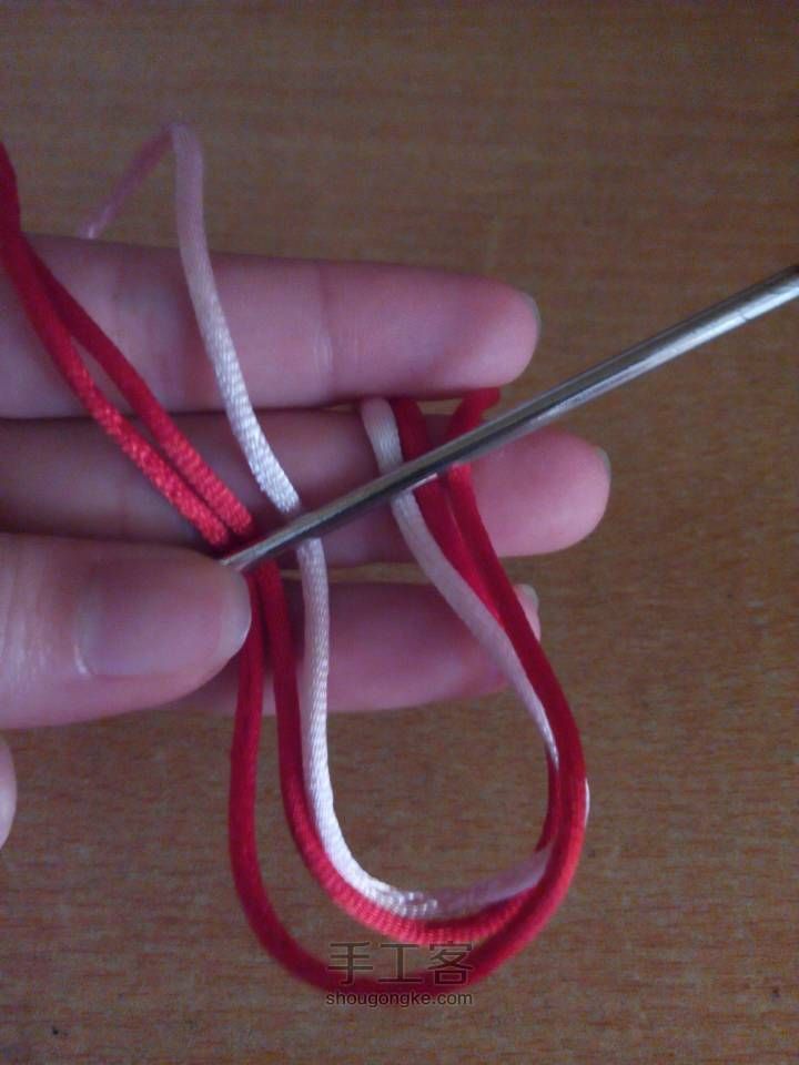 心形编织手链制作教程 第3步