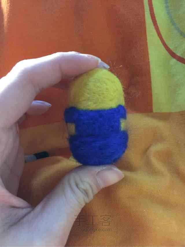 小黄人制作方法 第2步