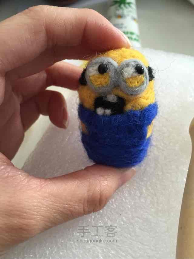 小黄人制作方法 第4步