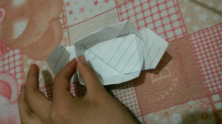 可耐滴小盒子 折纸教程 第8步
