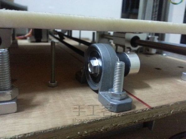 只用锯条、手电钻、螺丝刀 DIY 的小小 3D 打印机 第13步